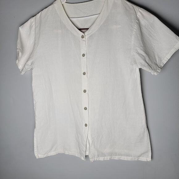 White Button-Up Women's Blouse - Picture 1 of 7